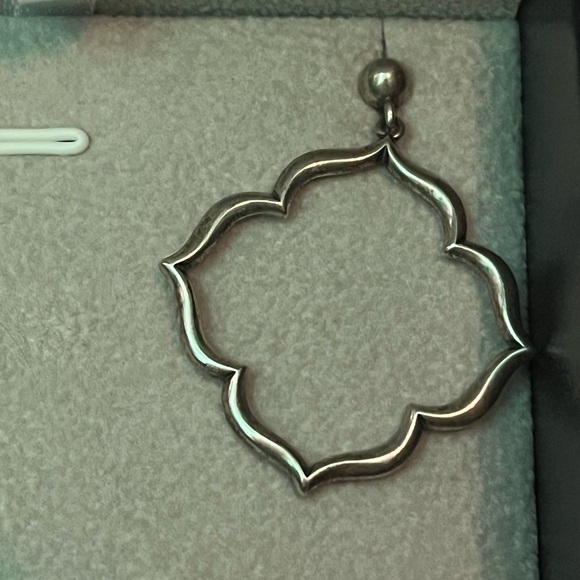 James Avery Venetian frame hoop drop sterling earrings - Picture 4 of 6